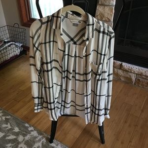 Old Navy Classic Shirt in Plaid